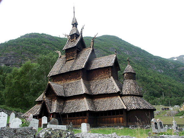Drvena crkva stara skoro 1000 godina