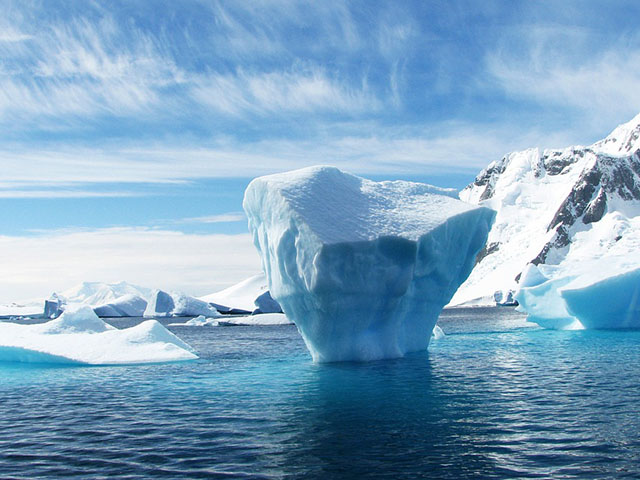 Led veličine kontinenta