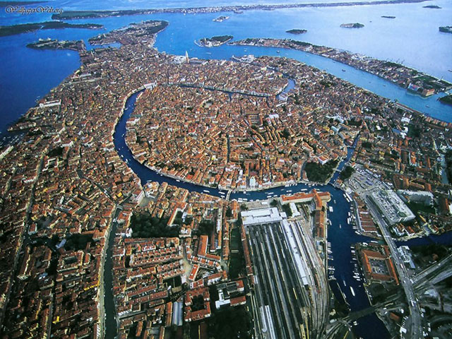 Romantična Venecija, prelepi grad koji pluta na vodi