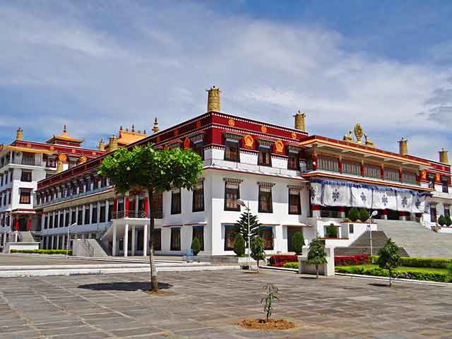Tibet, duhovni centar i krov sveta