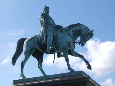 Da li znate šta položaj konja govori o junaku čiji je spomenik?