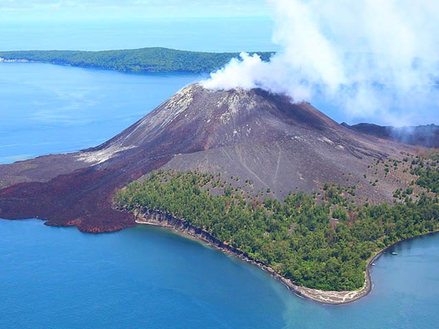 Krakatau, smrt i rađanje novog ostrva