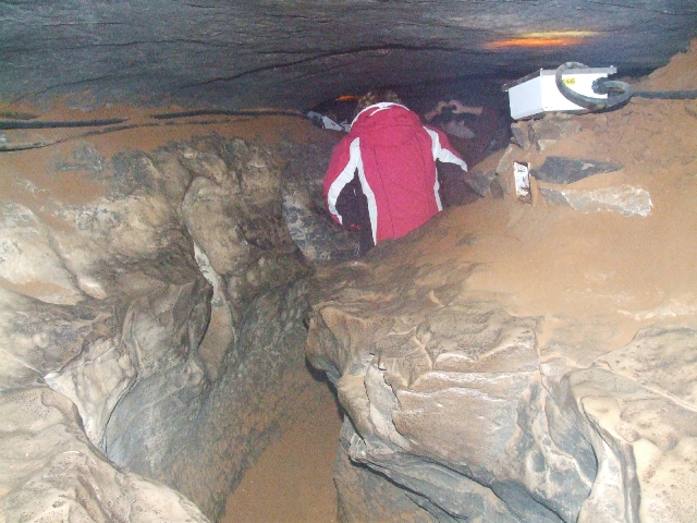 Mamutska pećina, nepregledni podzemni lavirint