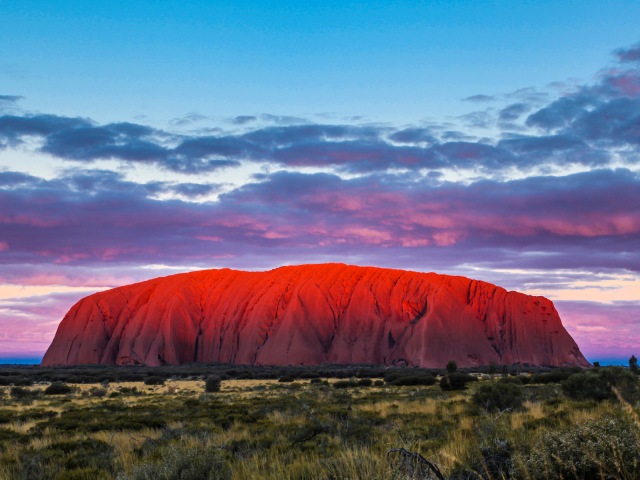 Uluru, najveći monolit na svetu i najveće svetilište Aboridžina