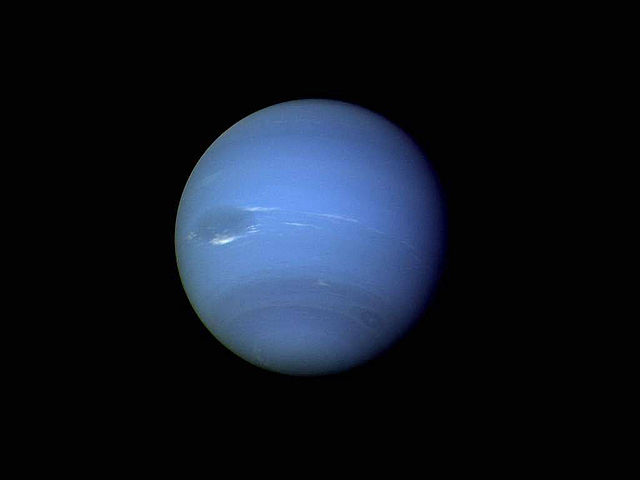 Da li znate koliko je vremena potrebno Neptunu za jedan krug oko Sunca?